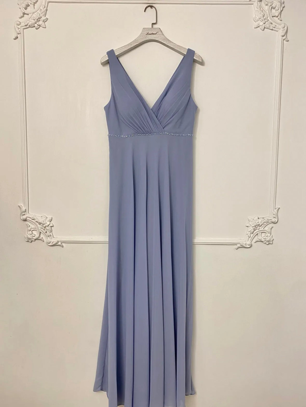 Elegantes Abendkleid mit femininer Wickeloptik LAU-50016