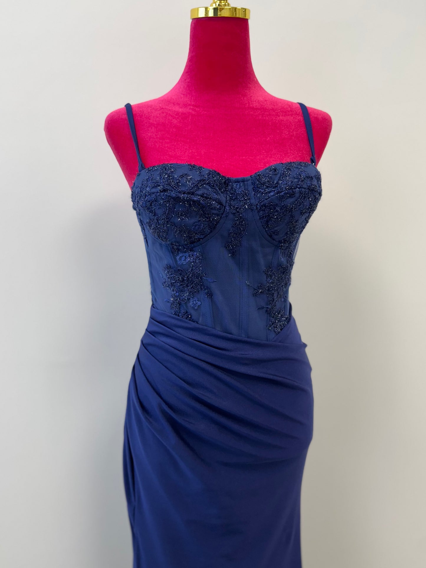 Elegantes langes Corsagenkleid