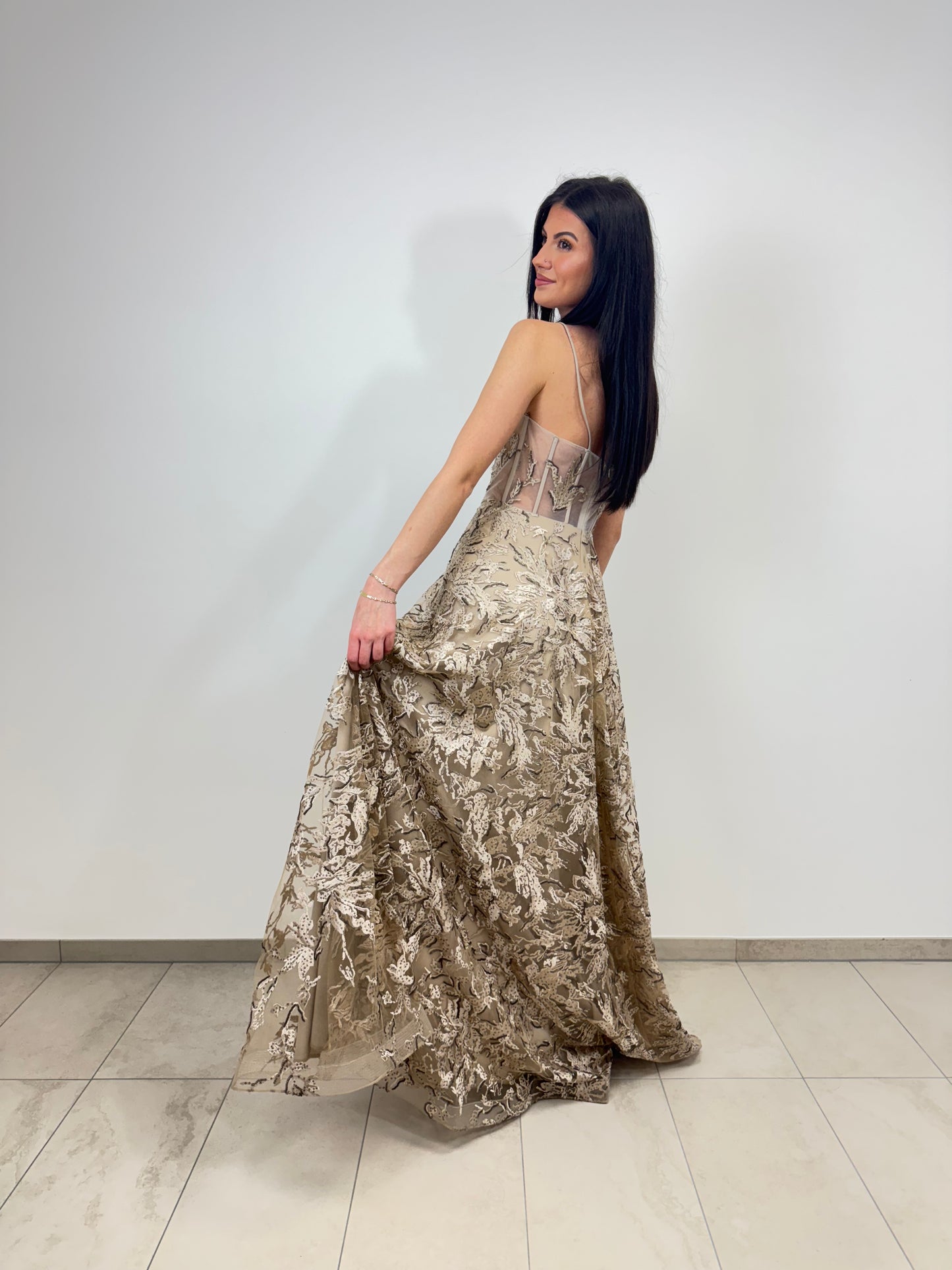 RO - Besticktes Corsagenkleid