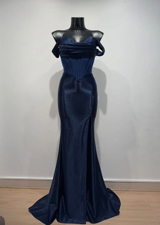 Elegantes Off-Shoulder-Abendkleid mit Korsagen-Detail INV-80006 INV-80004 INV-80005