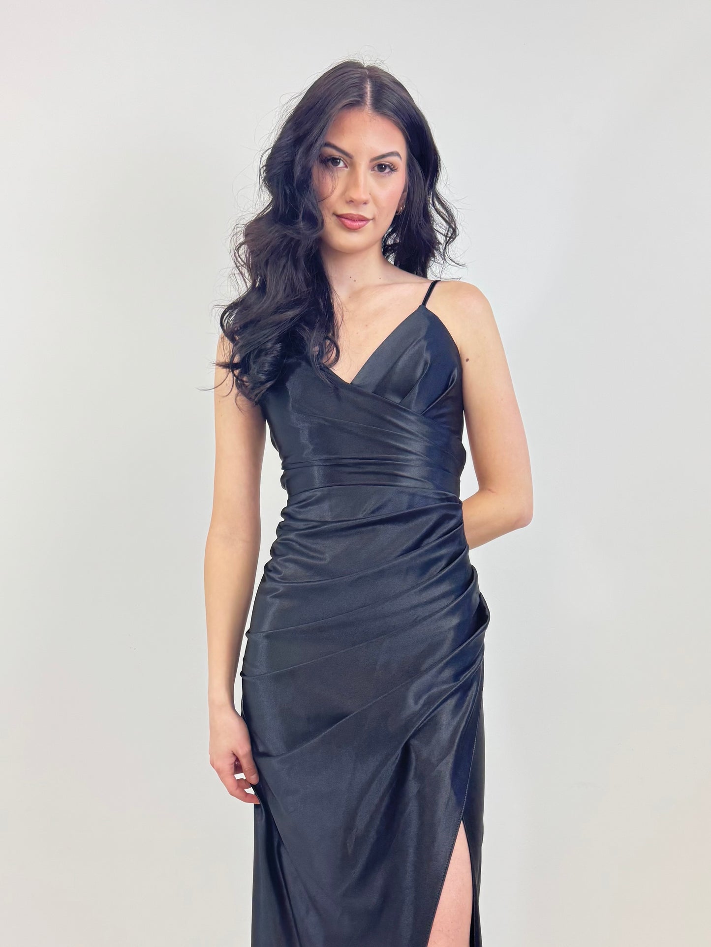 Enges Kleid in Wickeloptik