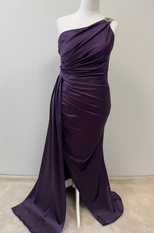 Elegantes One-Shoulder-Abendkleid mit Strassdetail