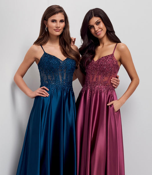 Elegantes Satin-Abendkleid mit funkelnder Corsagen-Optik