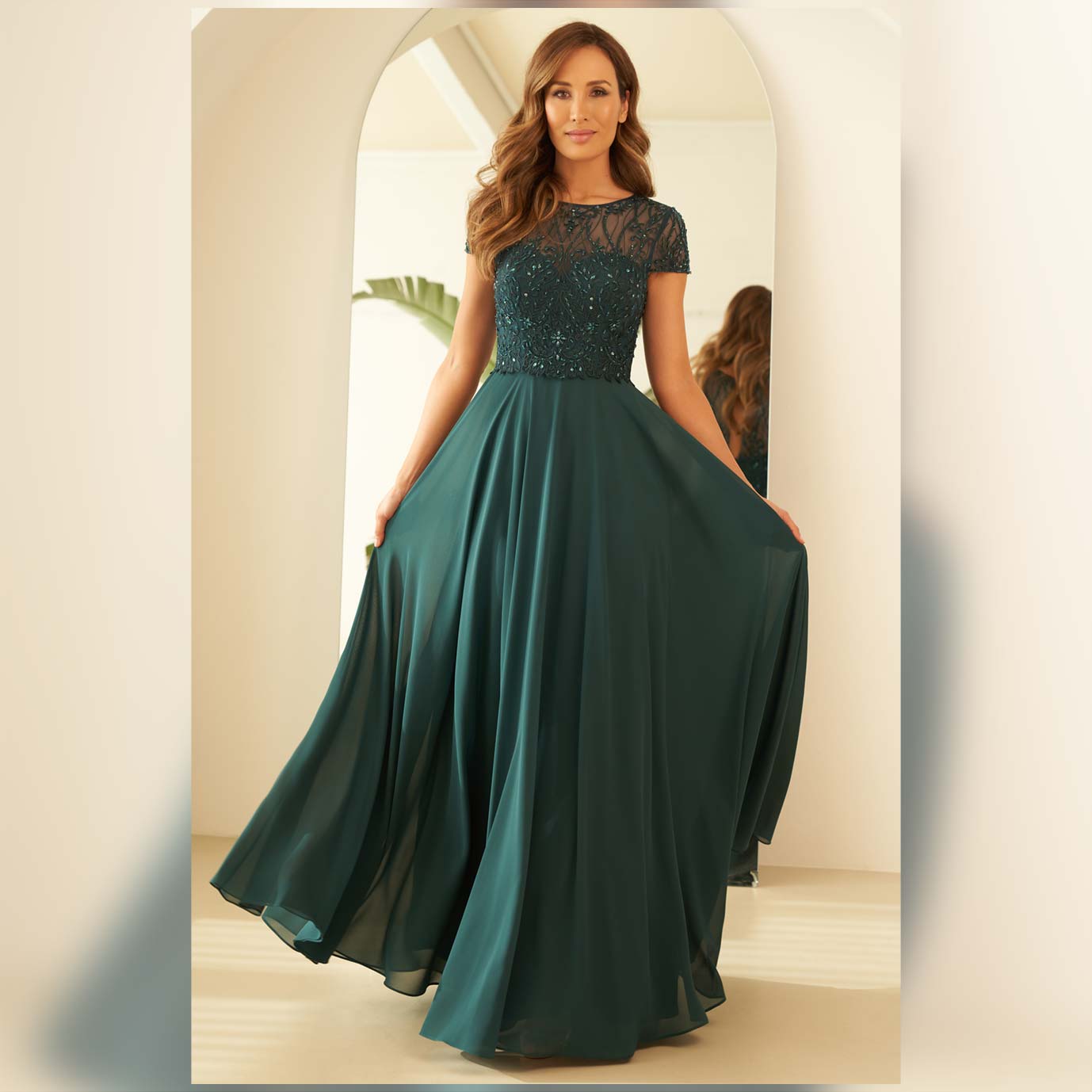 Edles Abendkleid mit transparentem Spitzenoberteil LUX-90007