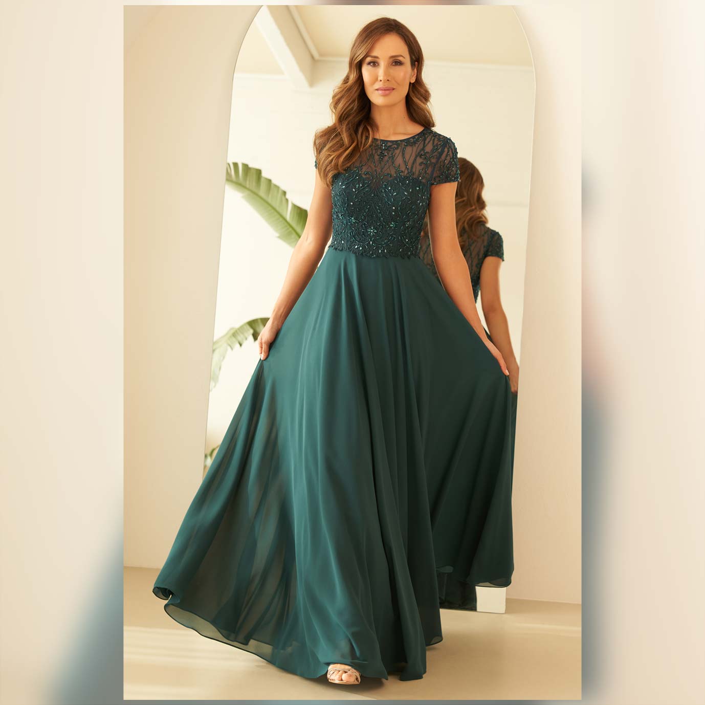 Edles Abendkleid mit transparentem Spitzenoberteil LUX-90007